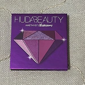 EUC Huda Beauty Amethyst Obsessions Palette